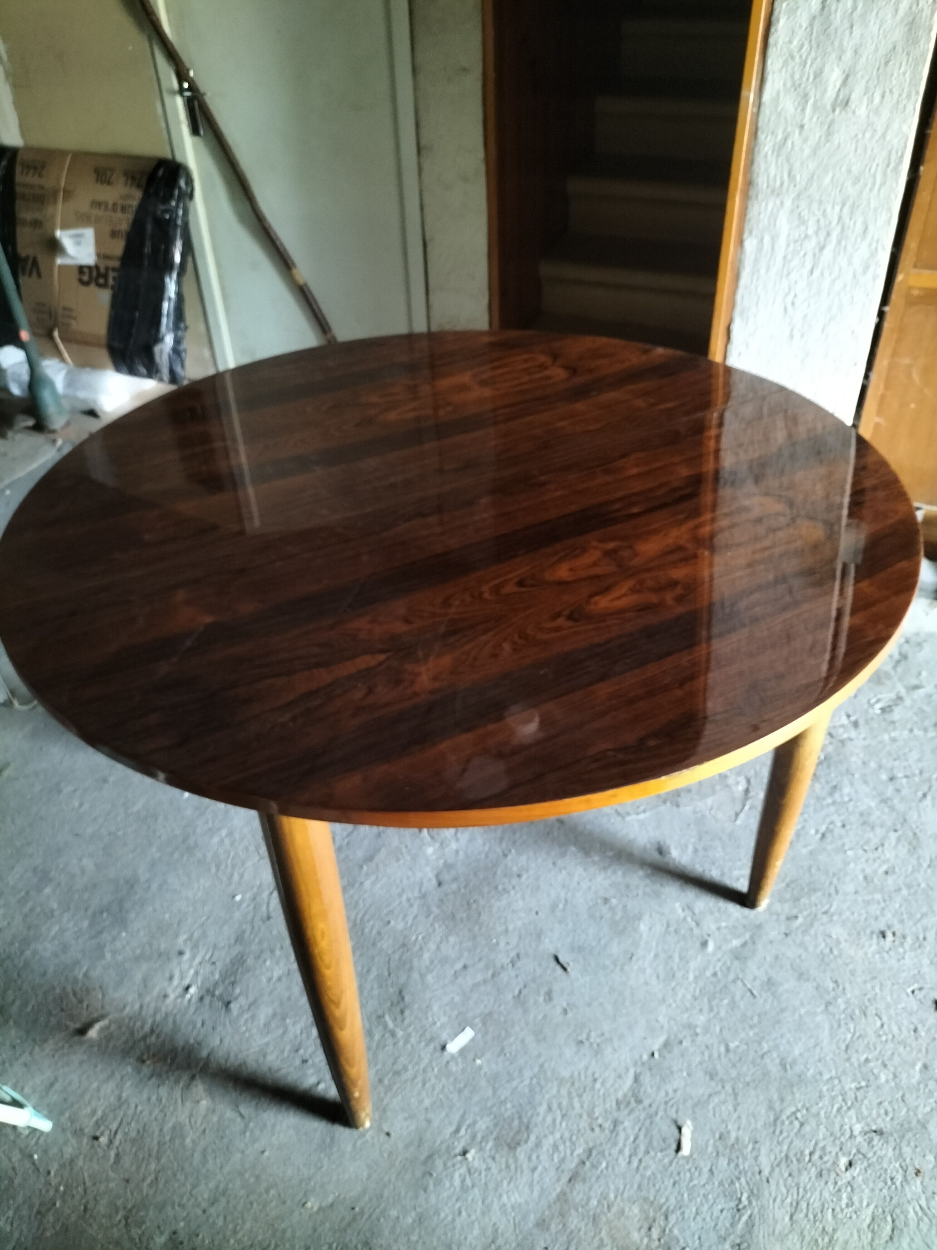 Table de salle à manger