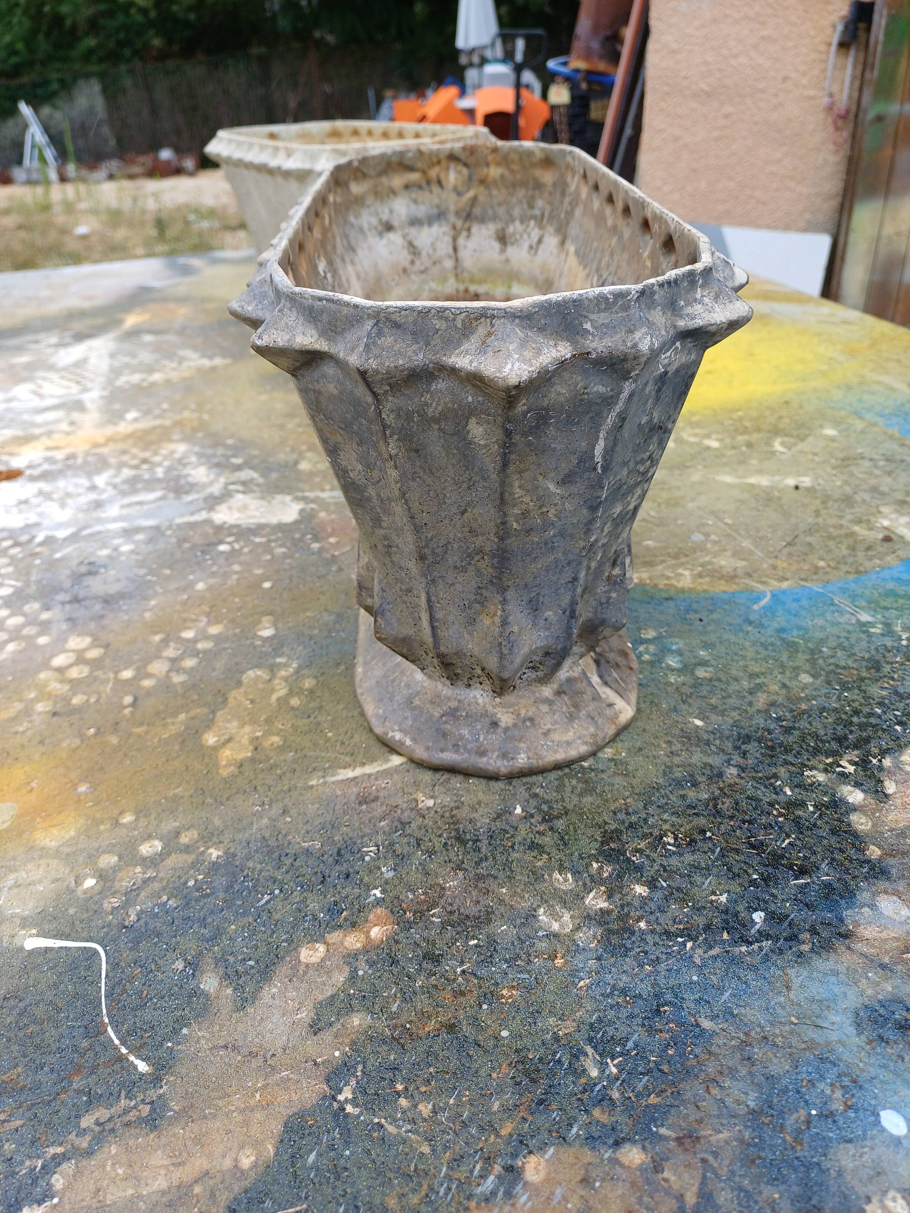 Pair of enamelled cast iron planters from 1900 from Charleville-Mézières