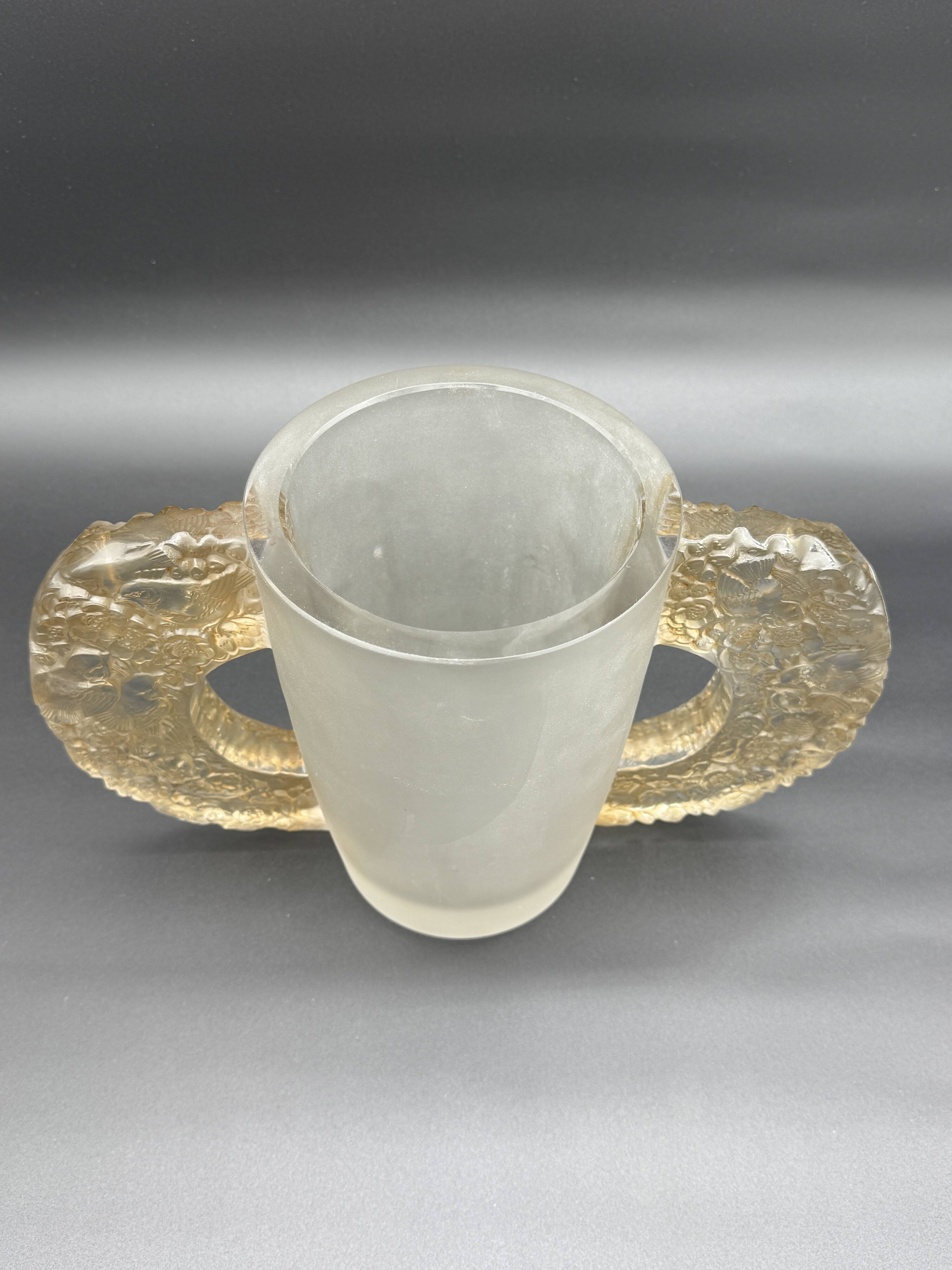 A R.Lalique Pétrarque Vase, 1920s
