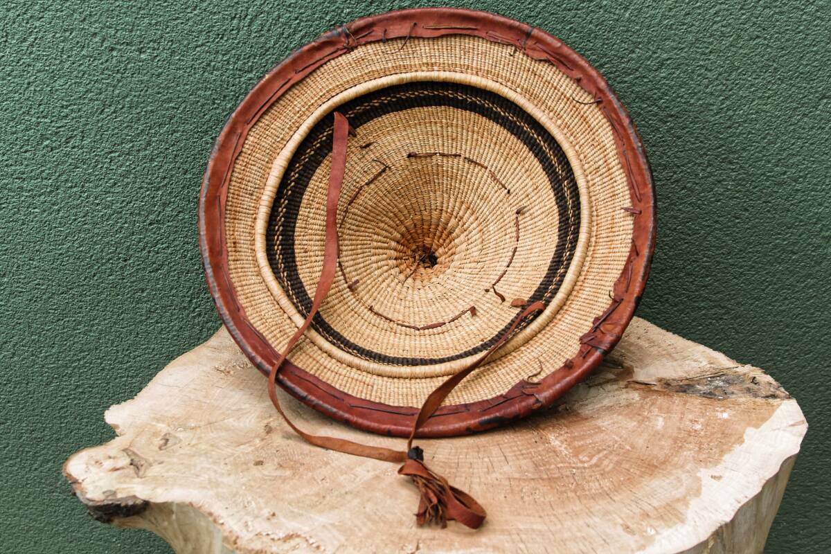 Lot of 3 straw and leather hats, Fulani people, Mali