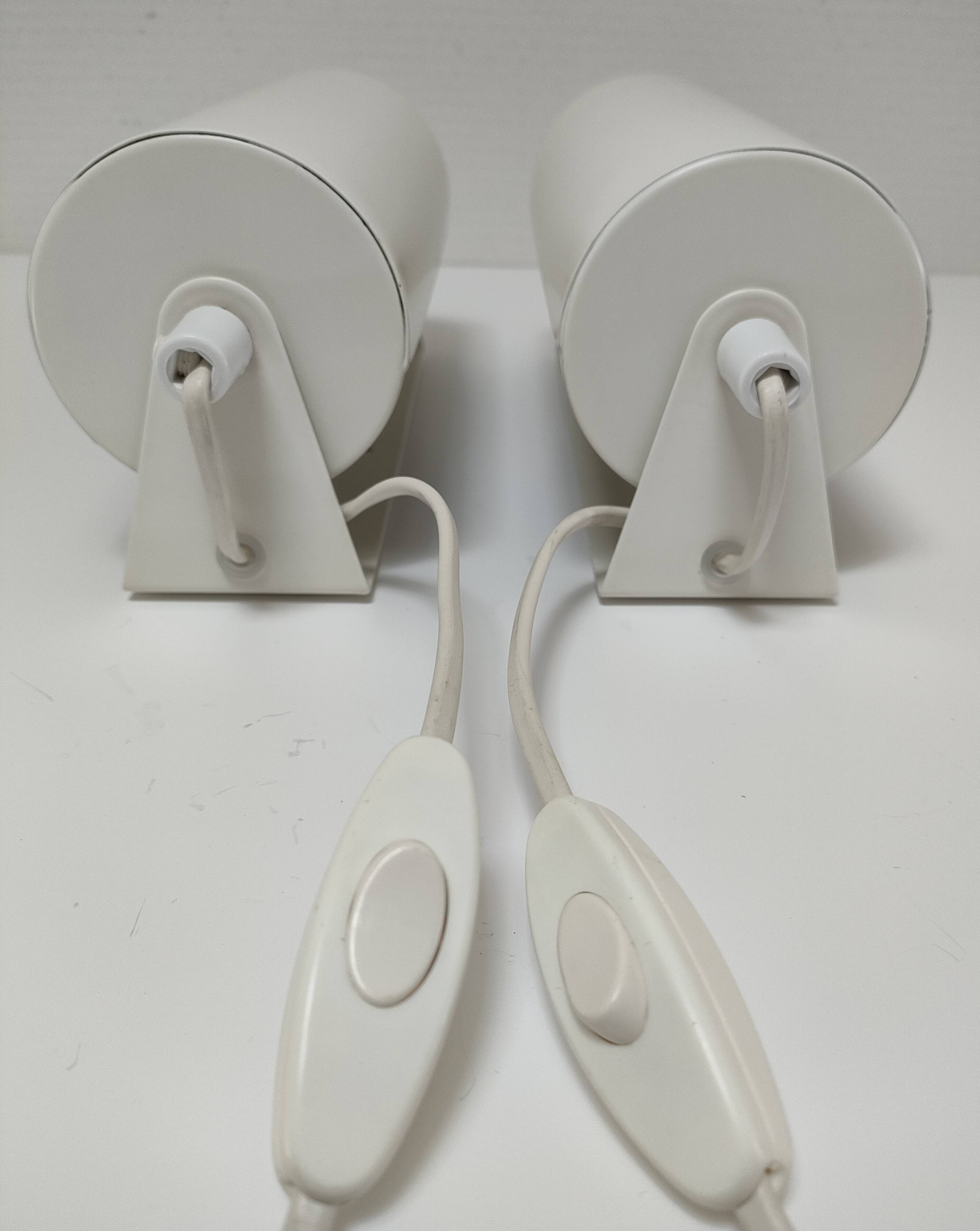 Pair of wall lamps Ikea vintage design Lod V413 white metal