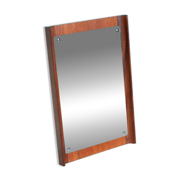 Miroir scandinave minimaliste en teck au design vintage.