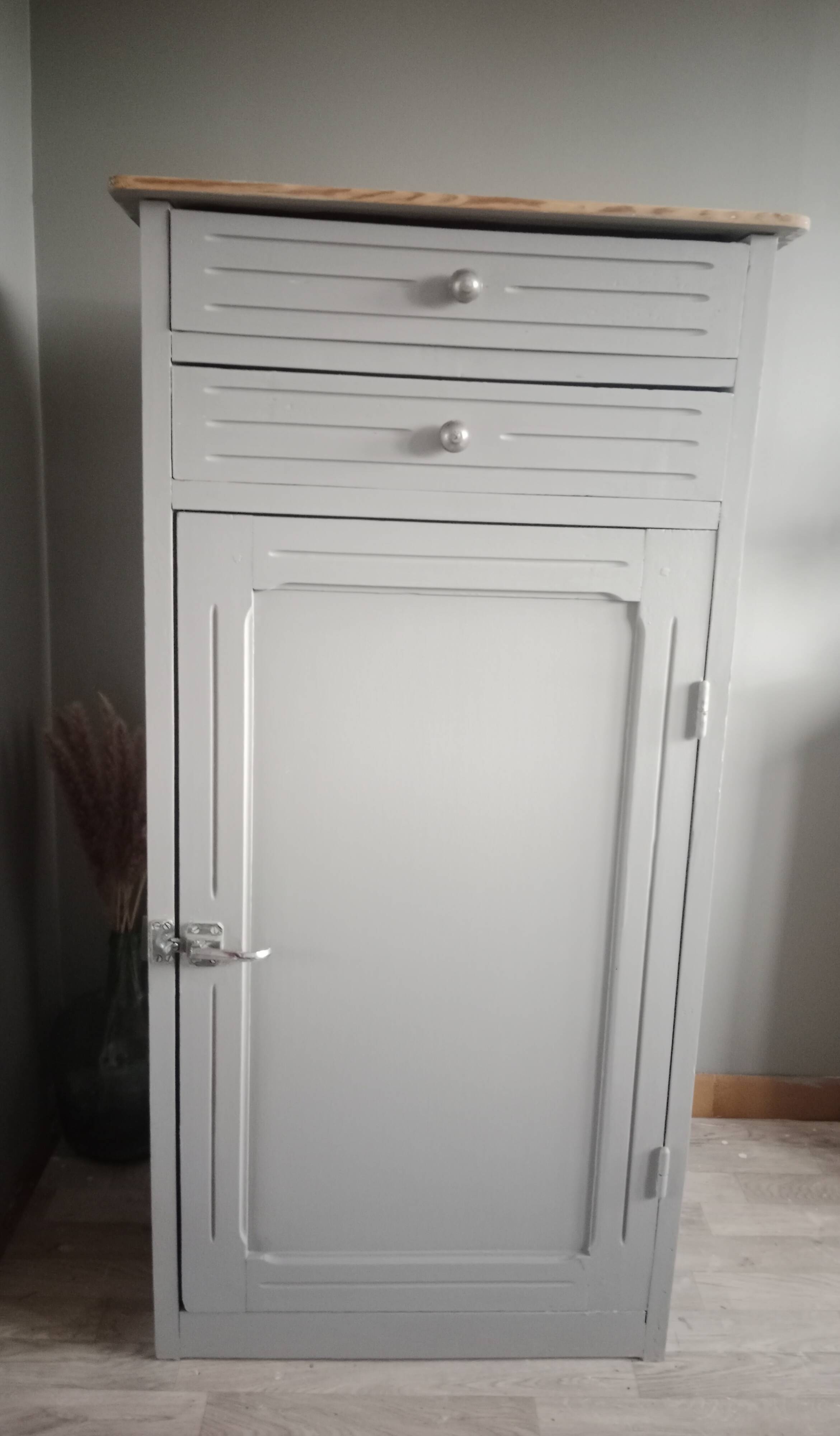 Parisian bonnetière