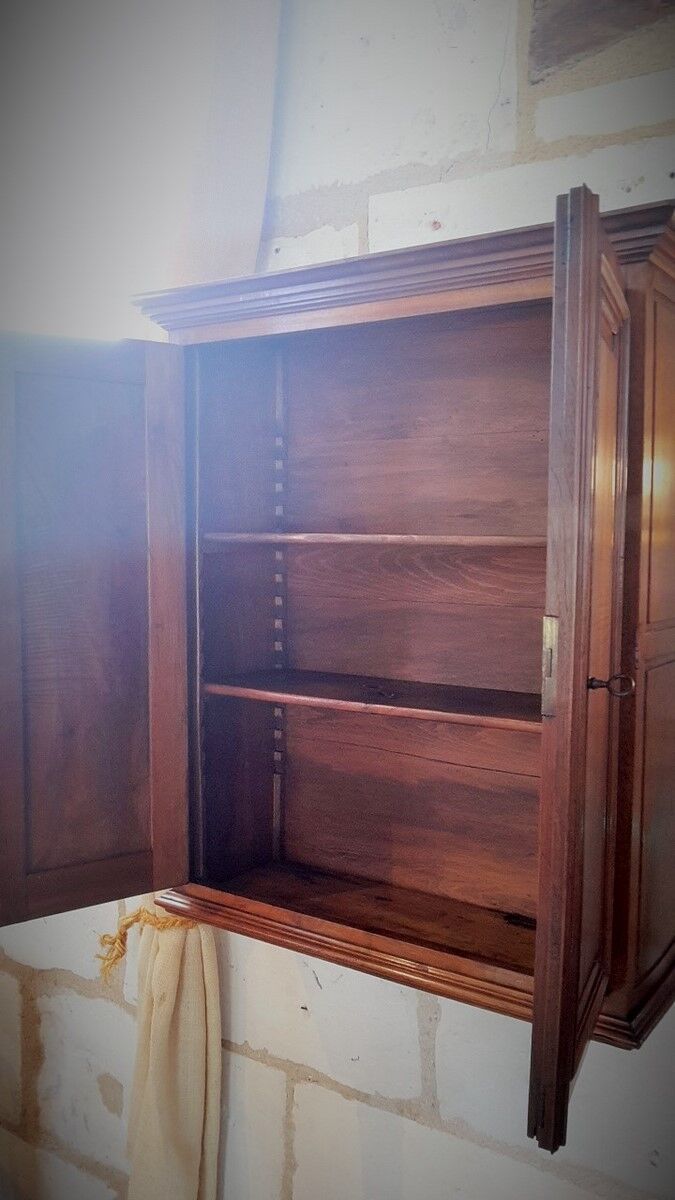 Furniture to suspend former Walnut early twentieth