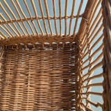 Wicker laundry basket