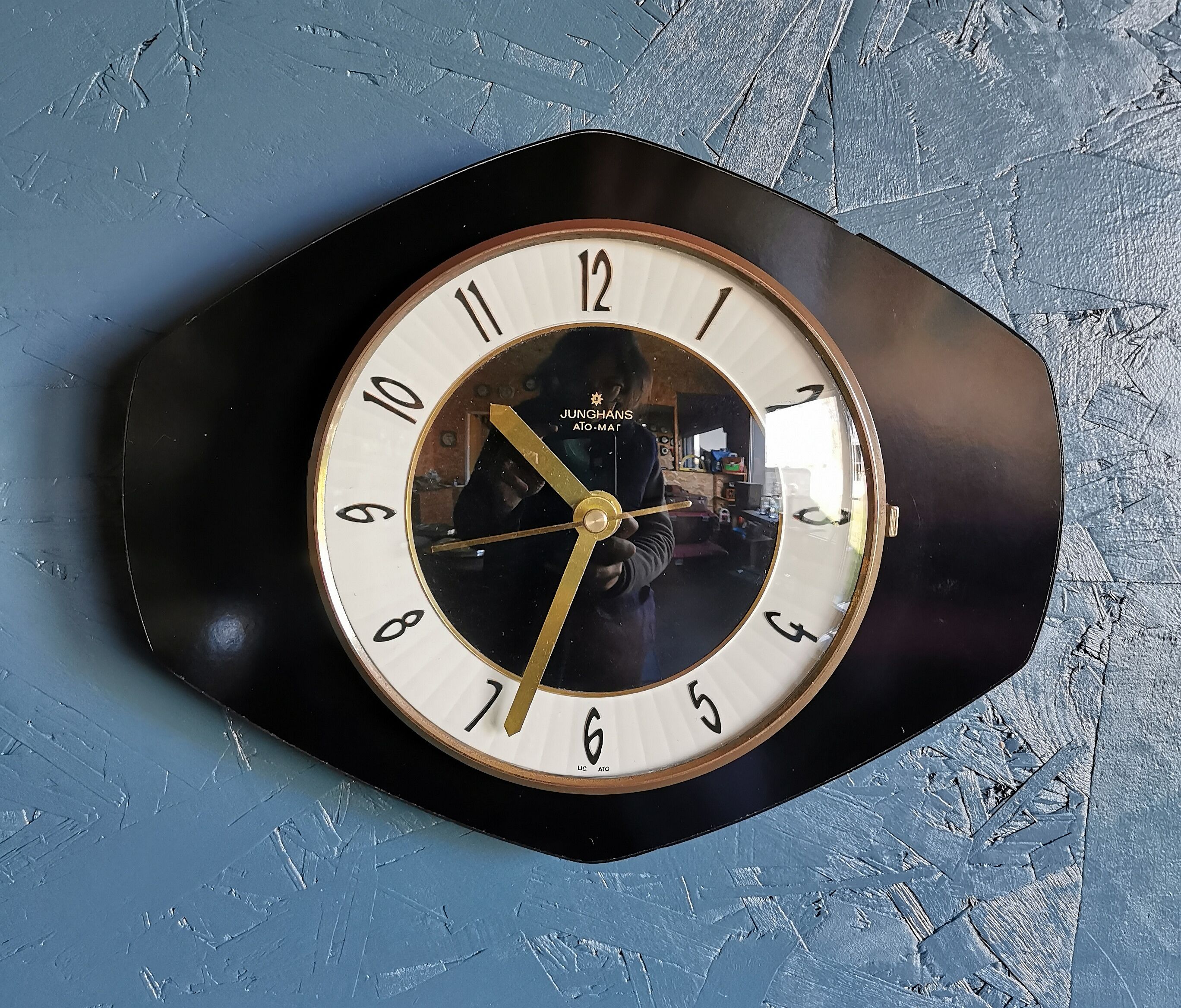 Vintage formica clock silent wall clock "Junghans golden black"