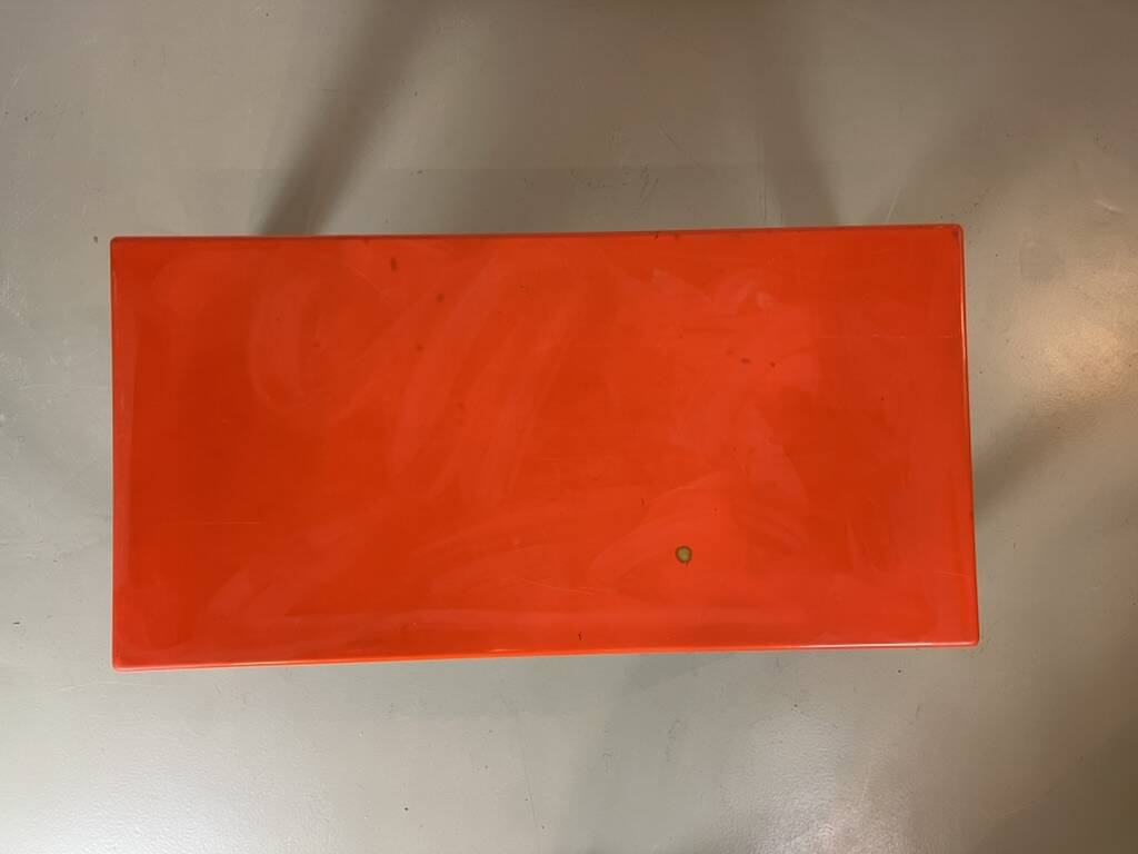 Table basse vintage orange en plastique Space Age années 70