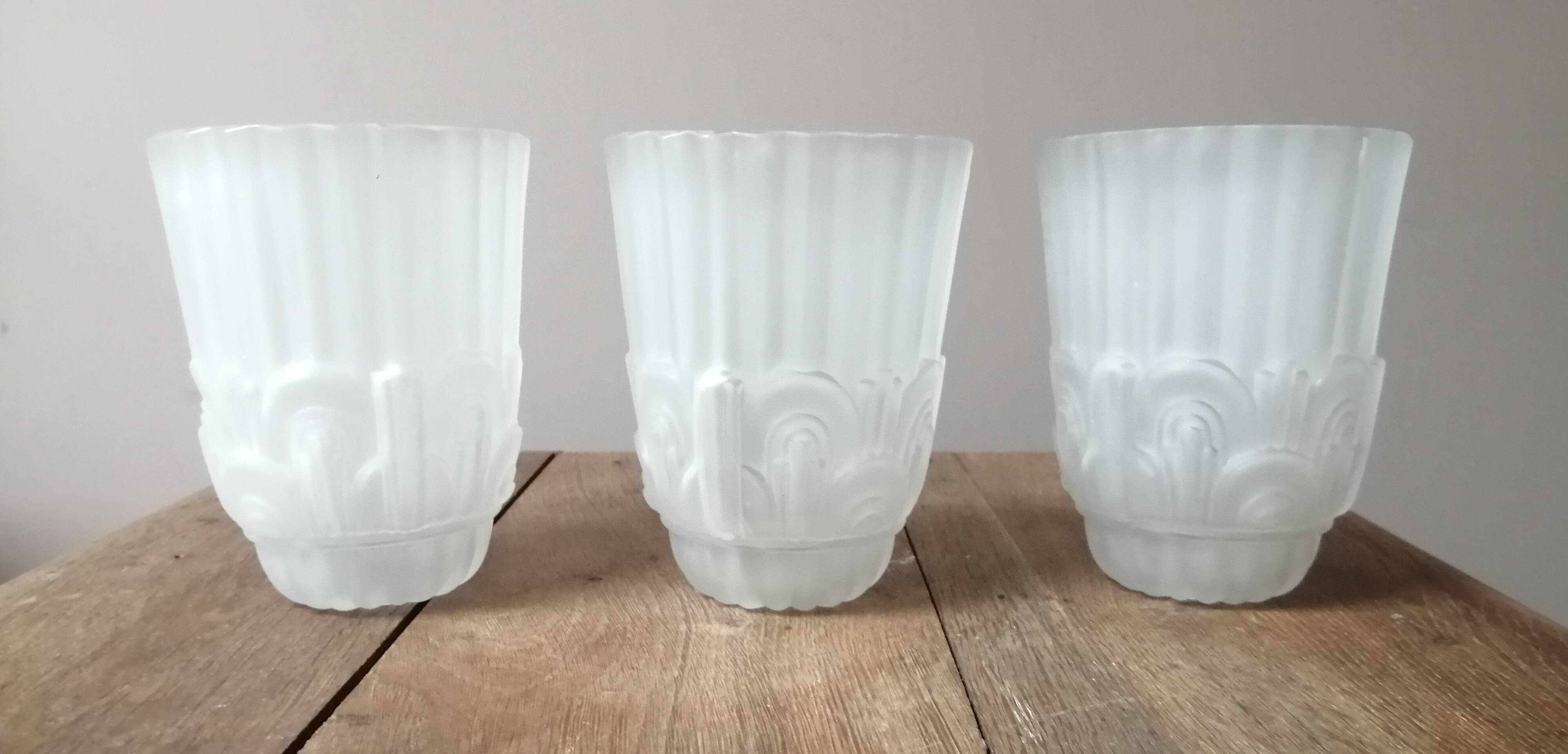 Set of 3 Art Deco frosted glass tulips