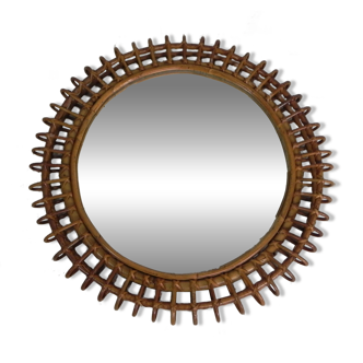 Round vintage mirror with bamboo edge