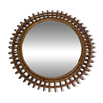 Round vintage mirror with bamboo edge