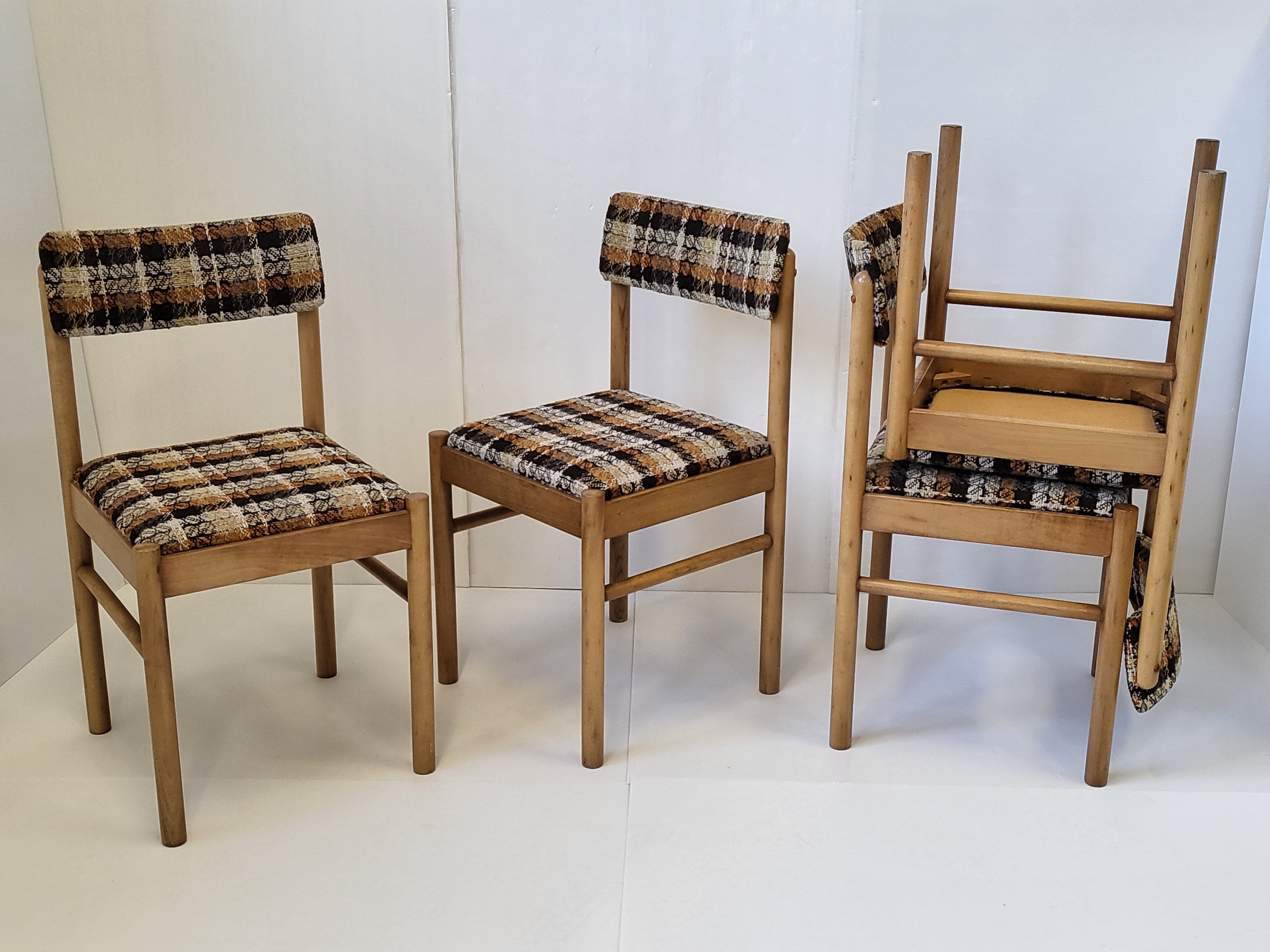 Suite of 4 chairs Baumann vintage 1960