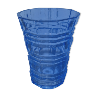 Vase en verre transparent bleu