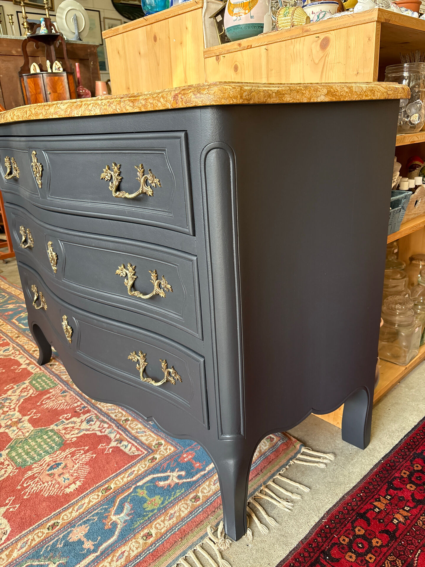 Renovated antique oak chest of drawers – 3 drawers – Marble top