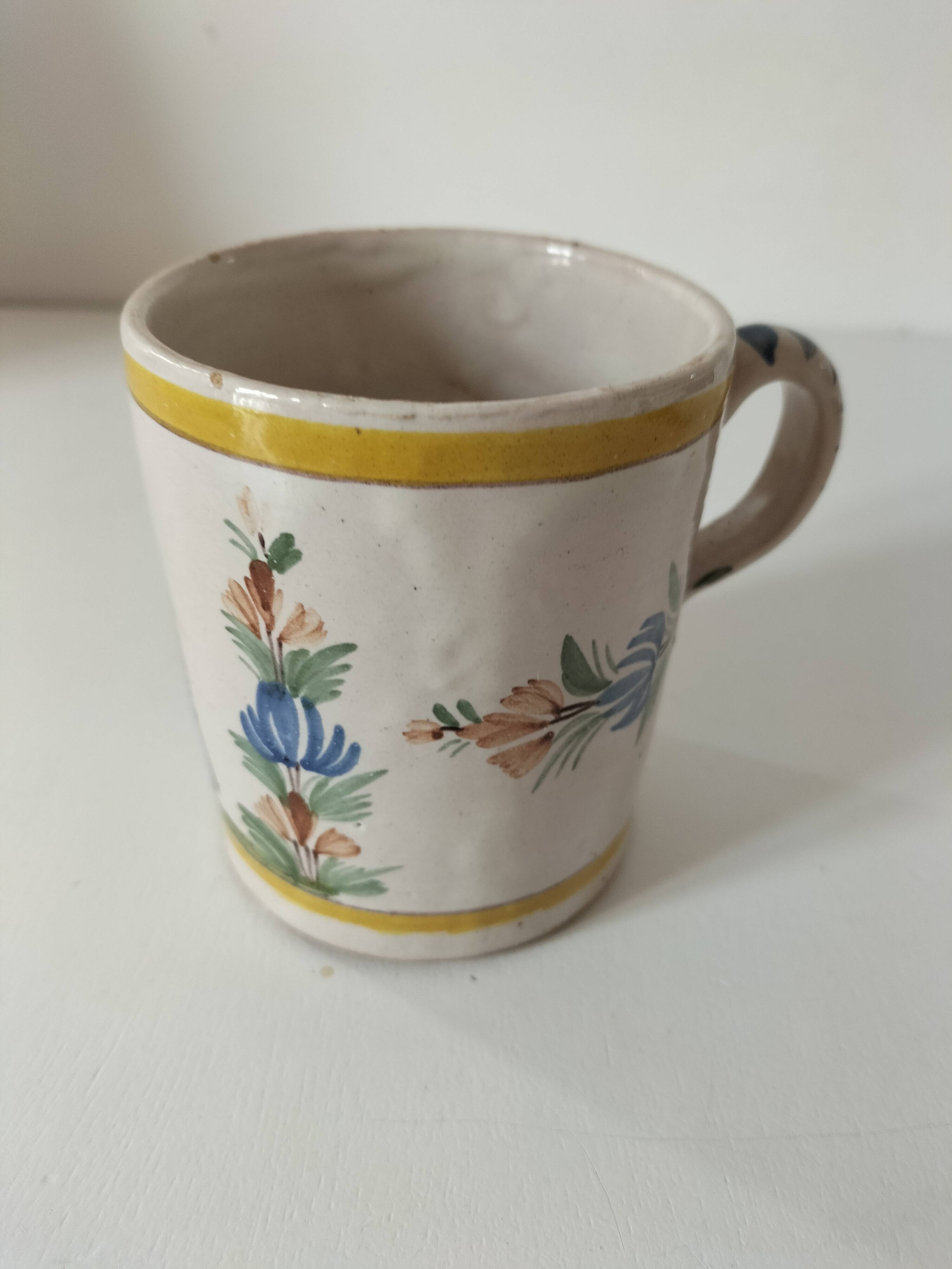 Antique Quimper Henriot jug-cup peasant style circa 1900.