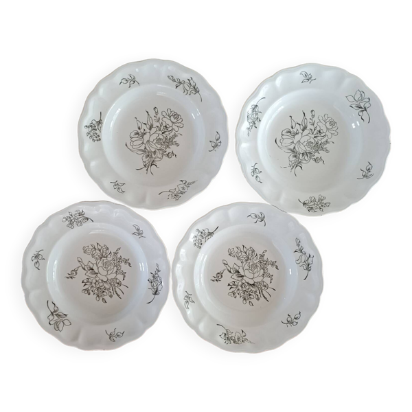 4 assiettes à décor de roses Lunéville
