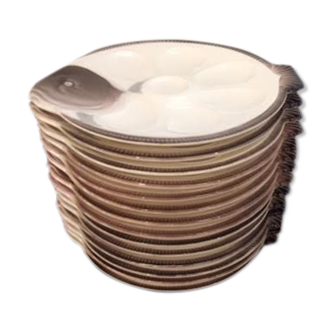 14 assiettes à huître
