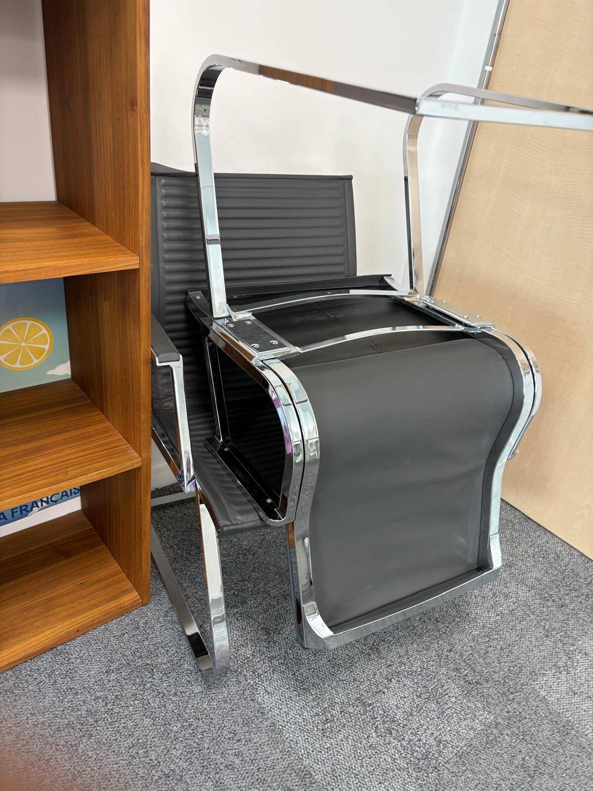 Set of Luxy chairs