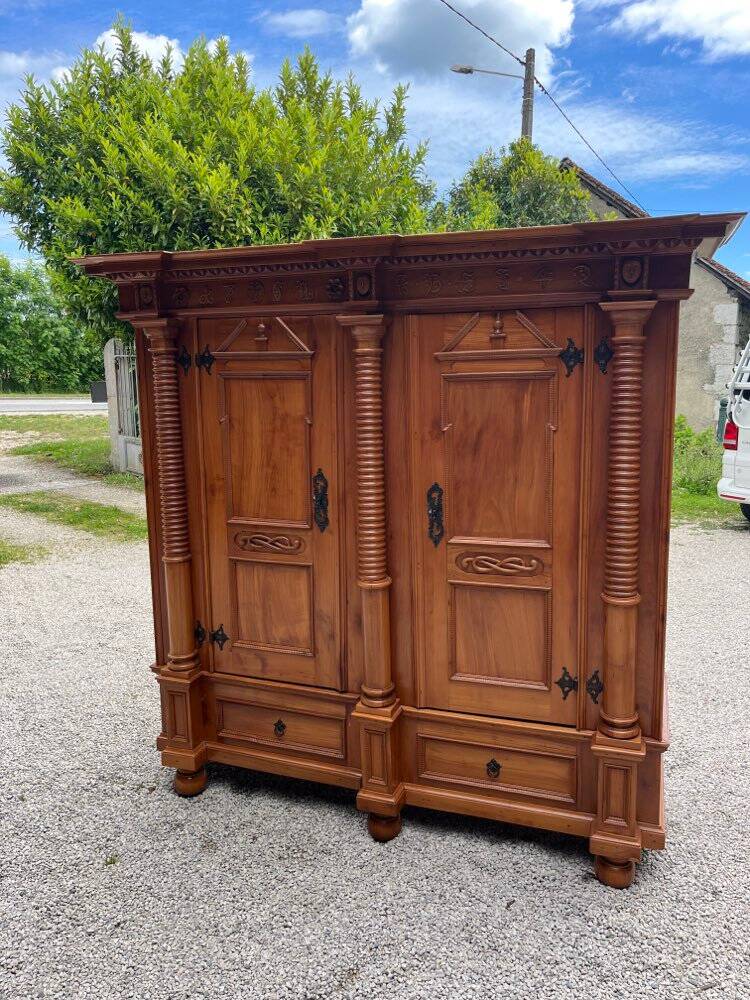 Armoire de château 1742