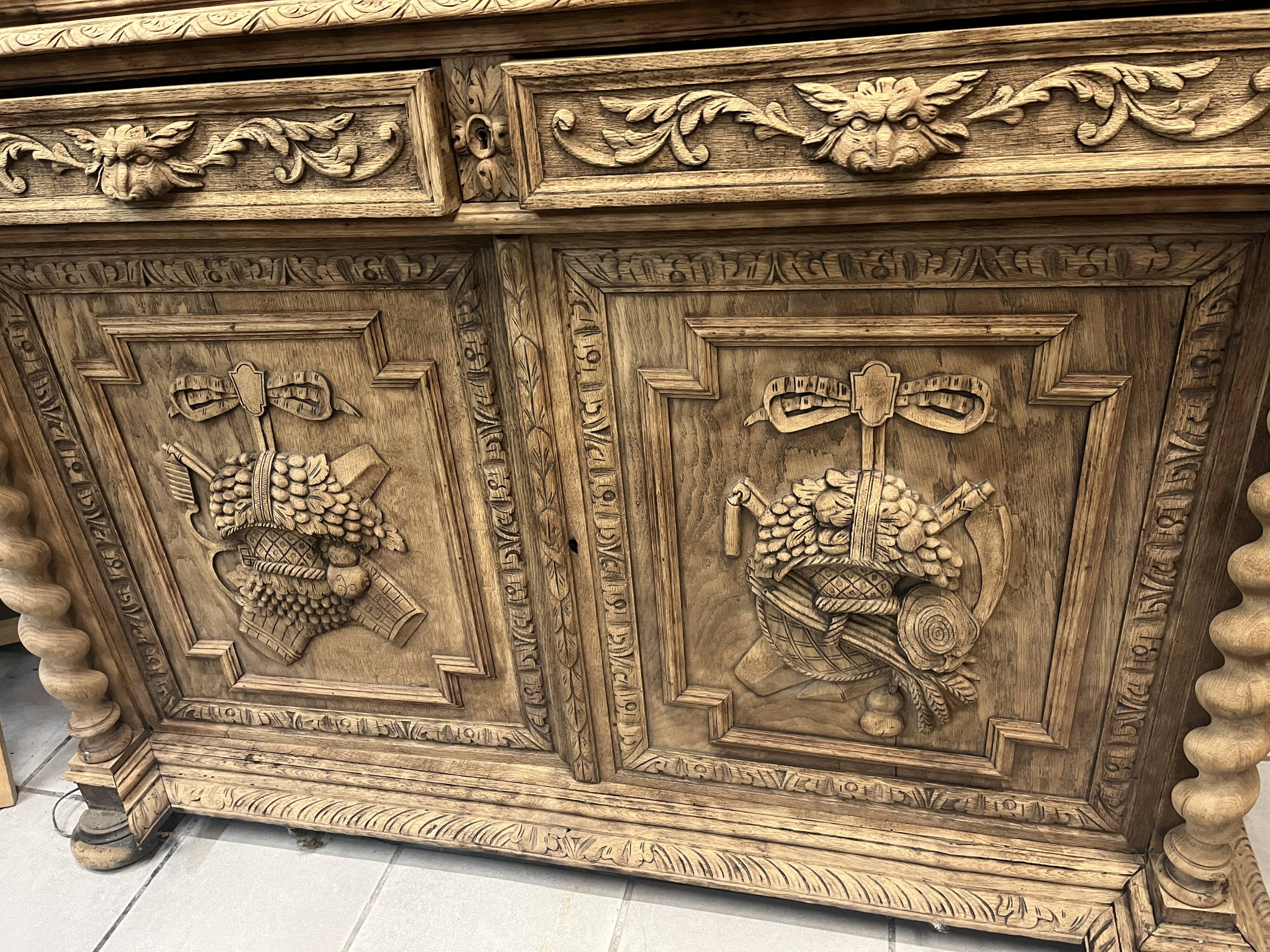 Henri II stripped buffet