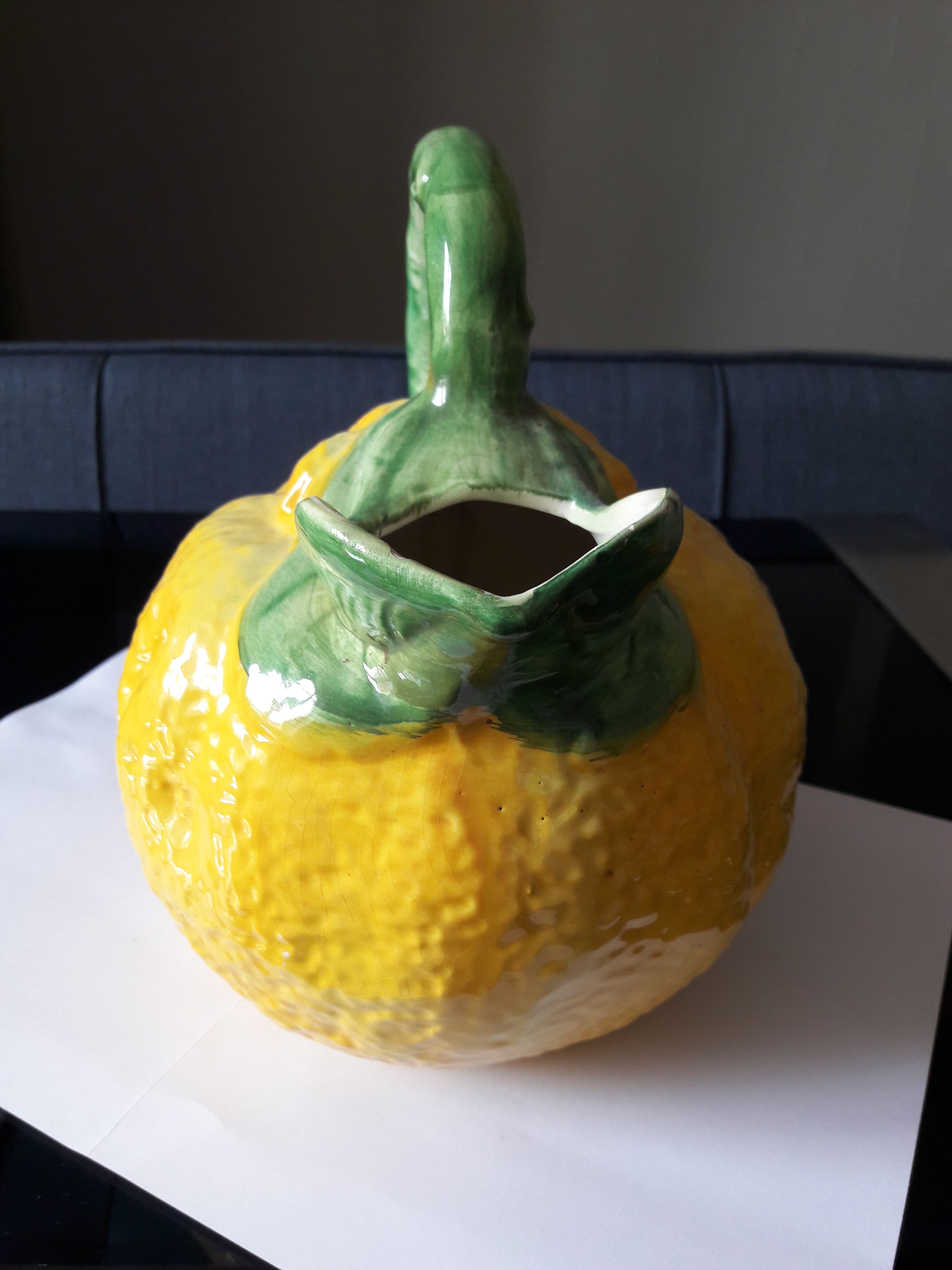 Pitcher lemon barbotine old