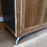 Vintage double oak cloakroom