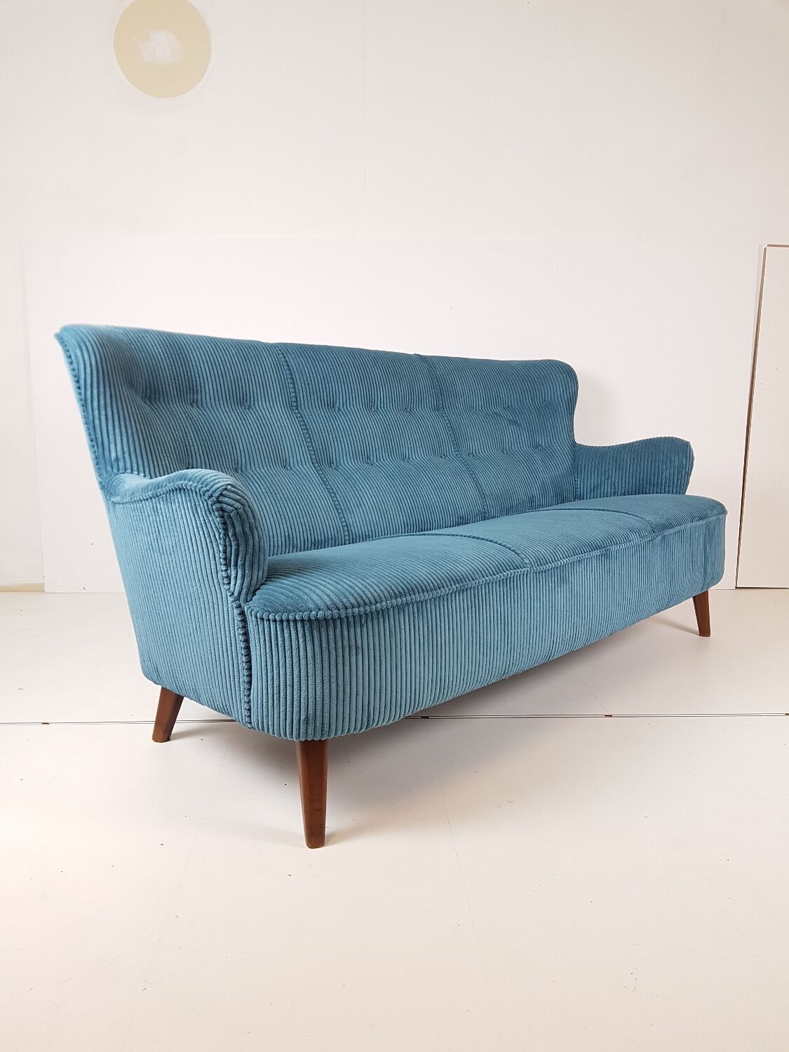 Artifort sofa petrol blue ribcord by Theo Ruth