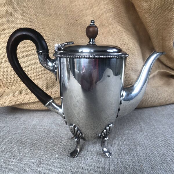 Verseuse ou théière avec son pot à lait H.L. Linton
