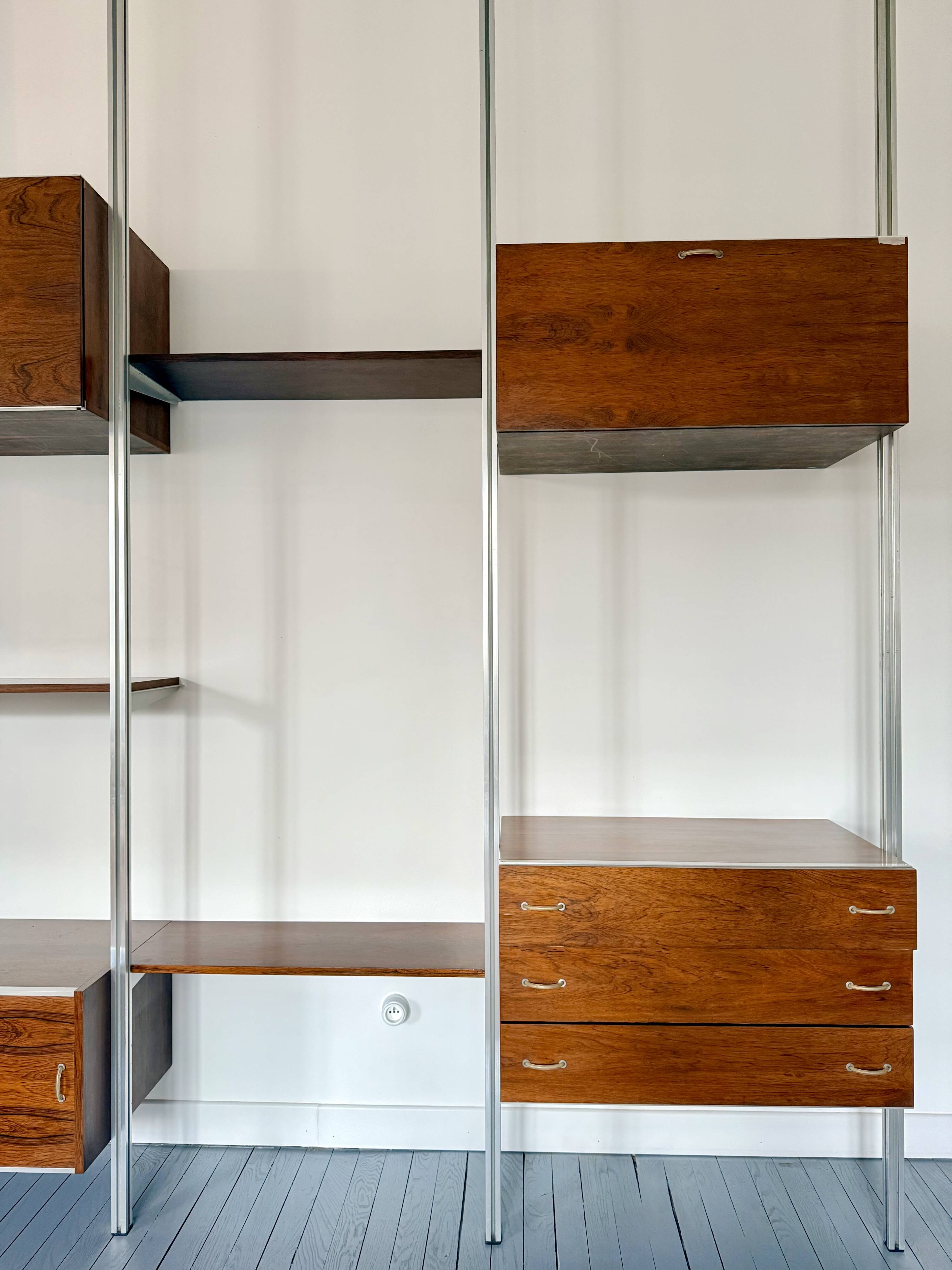 Modular bookshelf George Nelson & Associates OMNI system