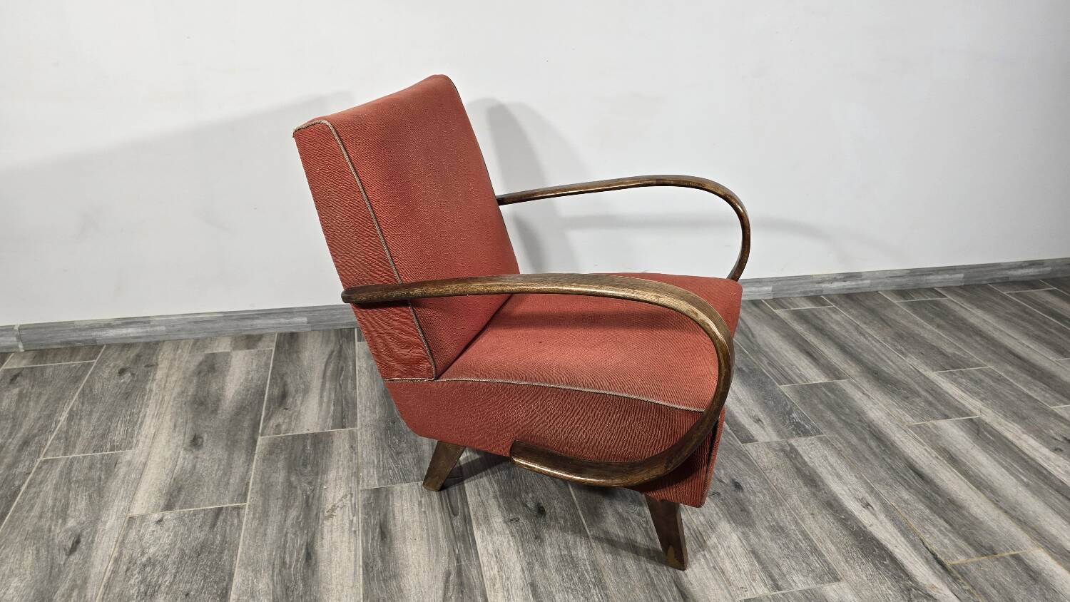 Fauteuil Art Déco par Jindrich Halabala