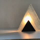 Lampe en métal et verre triangulaire design années 60