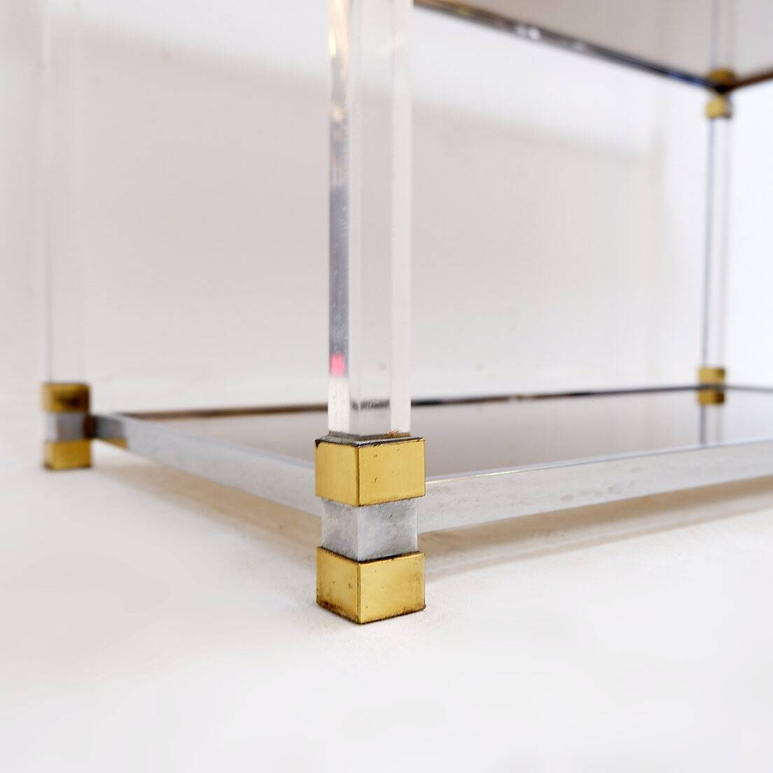 Claustra shelf in plexiglass, smoked glass and brass
