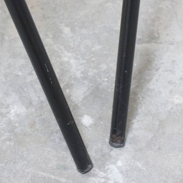 Paire de chaises ''Coquillage'' par Pierre Guariche pour Meurop