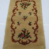 Old carpet descente bed in high wool handmade 110x70cm