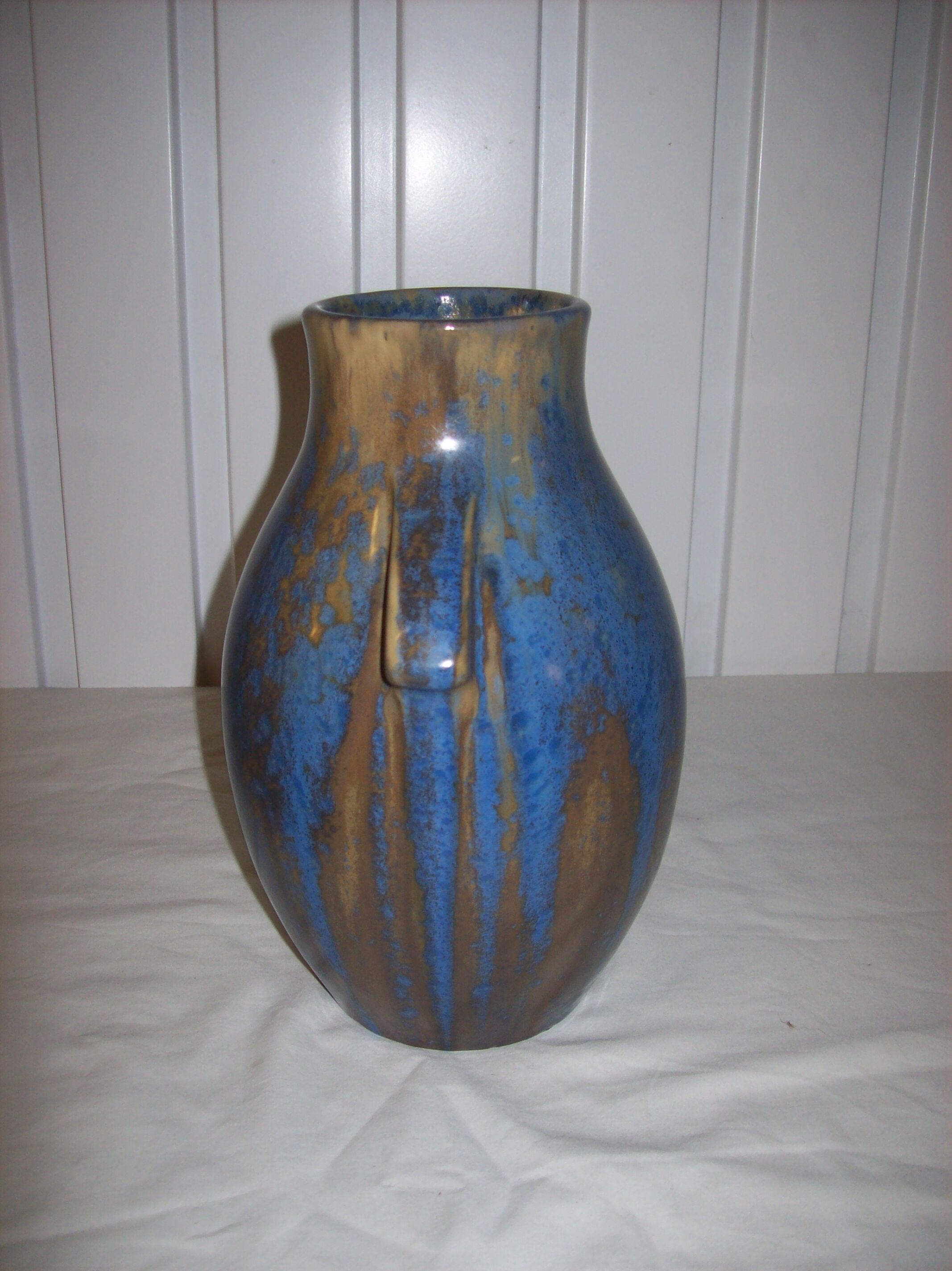 Art Deco Vase Pierrefonds with shades of blue