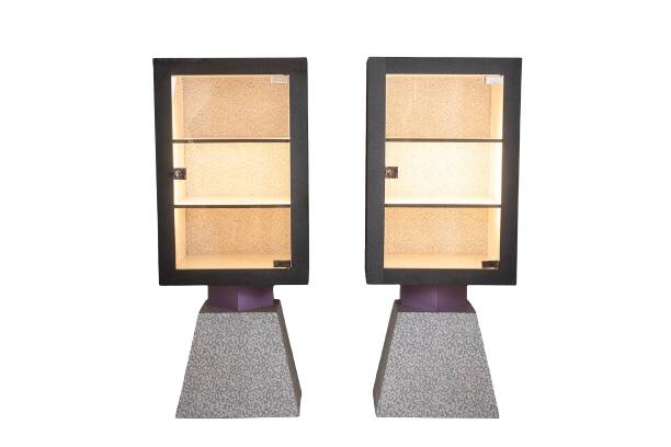Memphis. Pair of lacquered wood display cabinets. 1980s. LS48071403