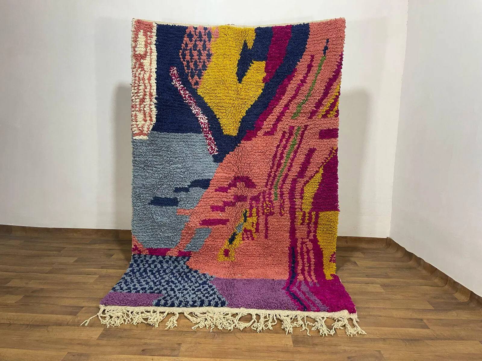 Moroccan rug in natural wool 2.5x1.5 m