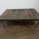 Table basse en palette d'usine industrielle