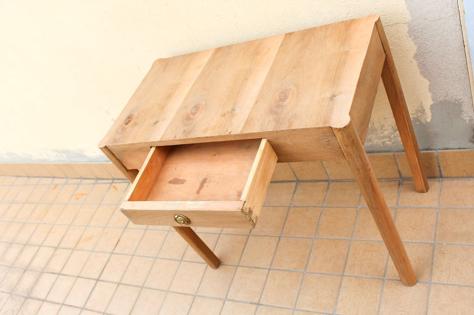 Table in beech wood slab Italy 50s