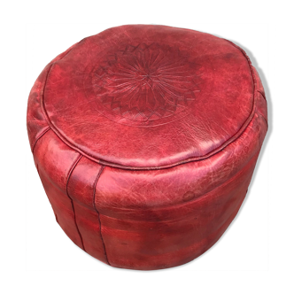 Vintage red pouf 1970