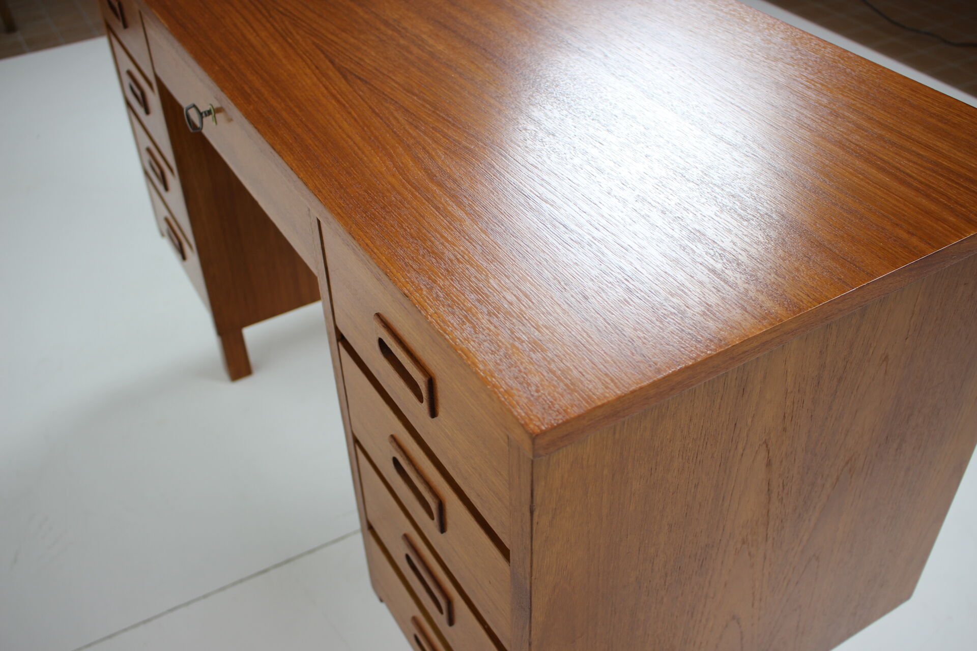 Restored danish teak desk, 1960's