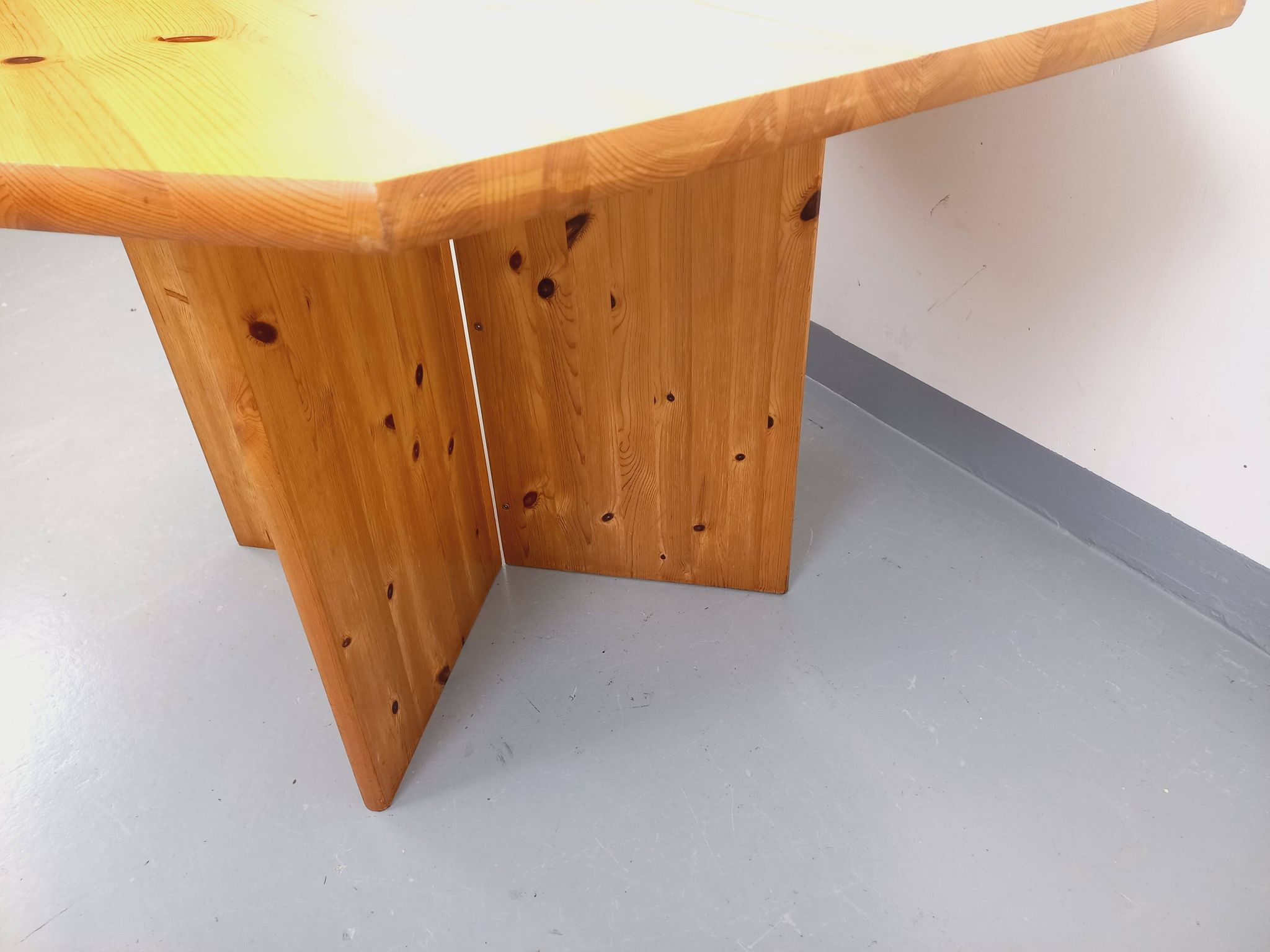 Table à manger octogonale vintage des années 80 en pin avec rallonge