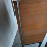 Drawer cabinet