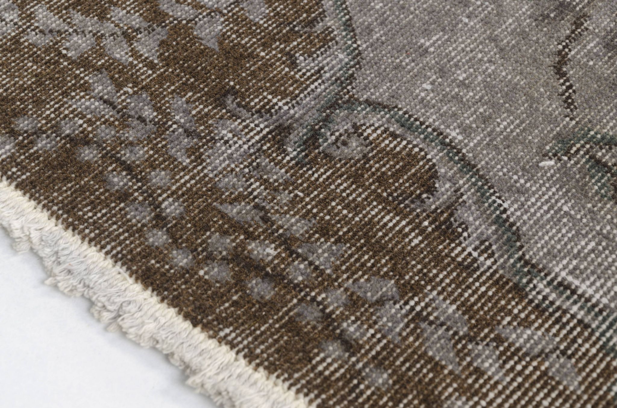 Tapis gris vintage
