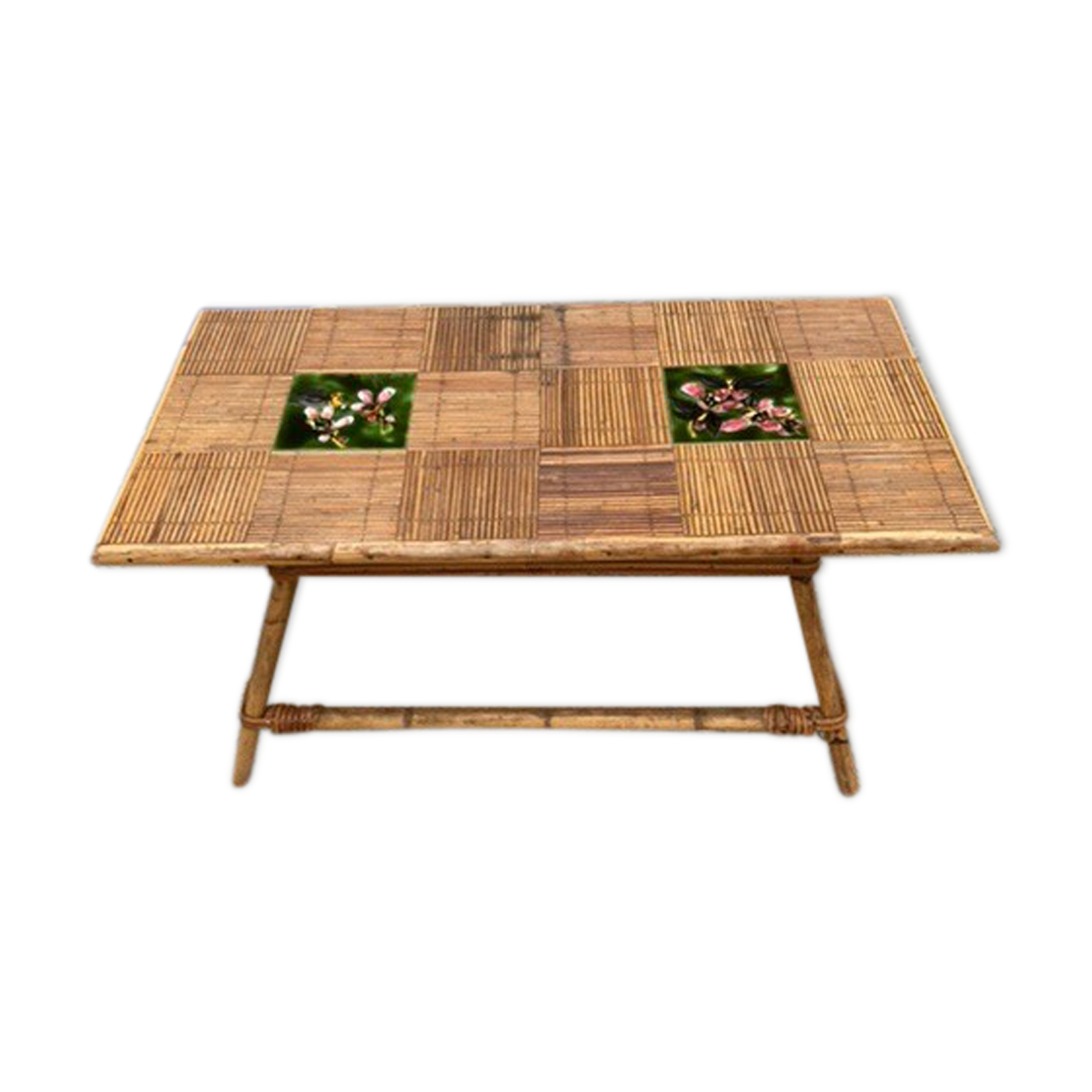 Rattan coffee table and ceramics