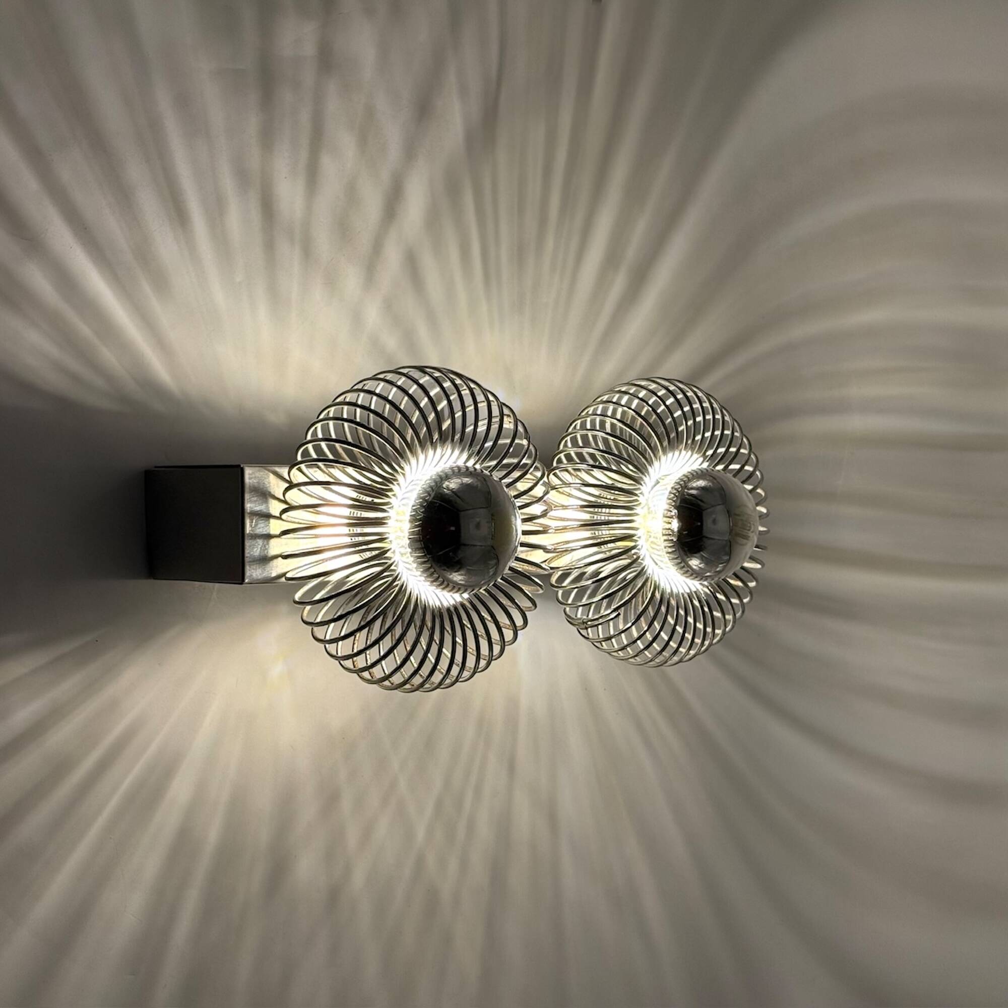 Applique Space Age française à double lumière par Oxar, années 70