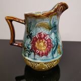 Pot à lait en barbotine  années 1900