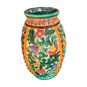 Flower vase