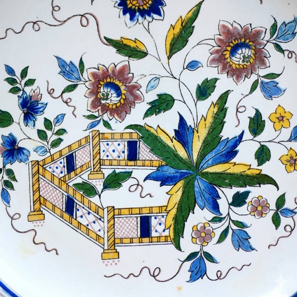 Antique plate Sarreguemines Montmorency
