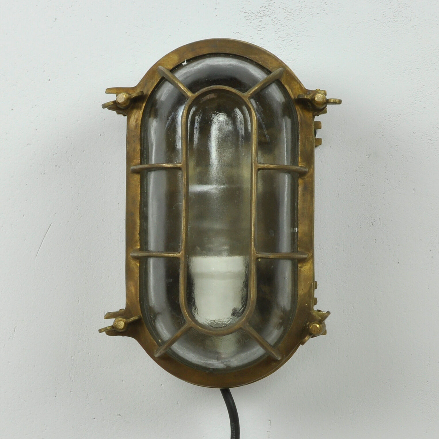 Heavy Duty Industrial Brass Nautical Ship Light