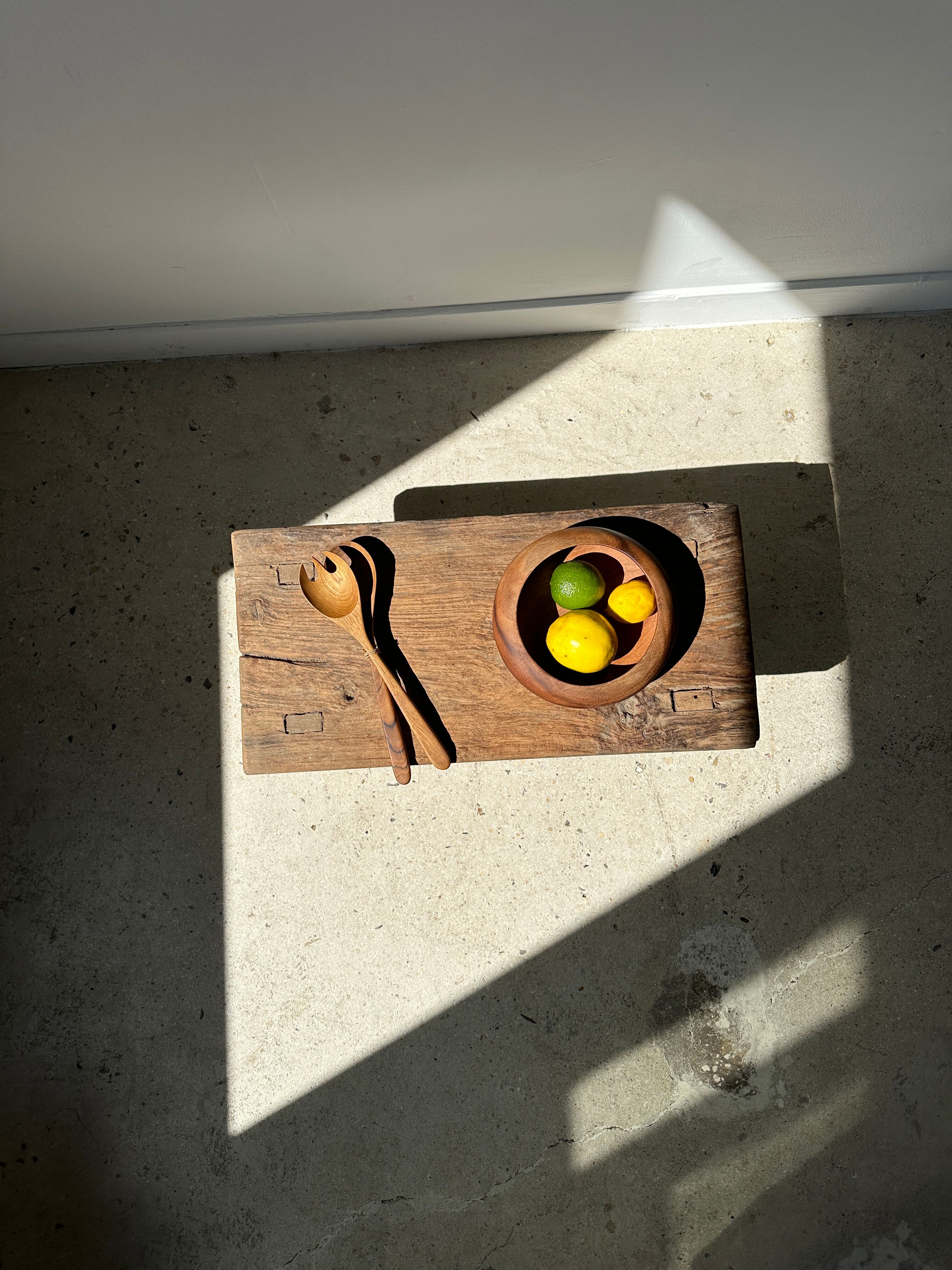 Bowl or monoxyl teak cut d:25.5